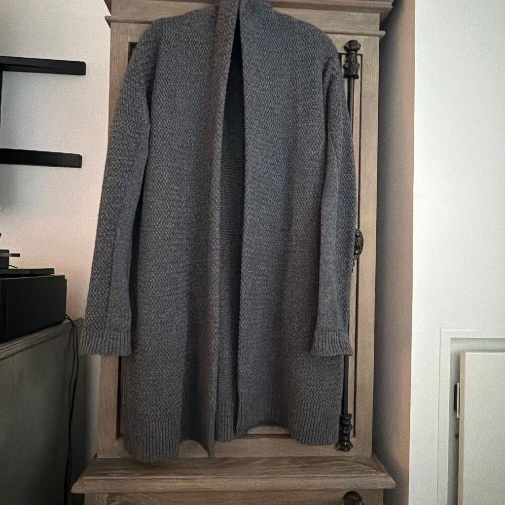 Vince Oversized Wool Grey Cardigan size small